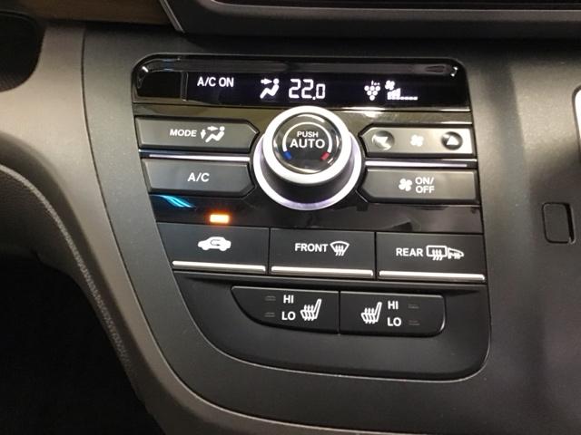 フリード Ｇ・ホンダセンシング　ドラレコ　ナビ　Ｒカメラ　ブルートゥース　運転席助手席エアバック　ＷＰＳＤ　スマートキープッシュスタート　アイドルＳＴＯＰ　追突軽減ブレーキ　ドライブレコーダ　イモビライザー　ＥＳＣ　整備点検記録簿（17枚目）