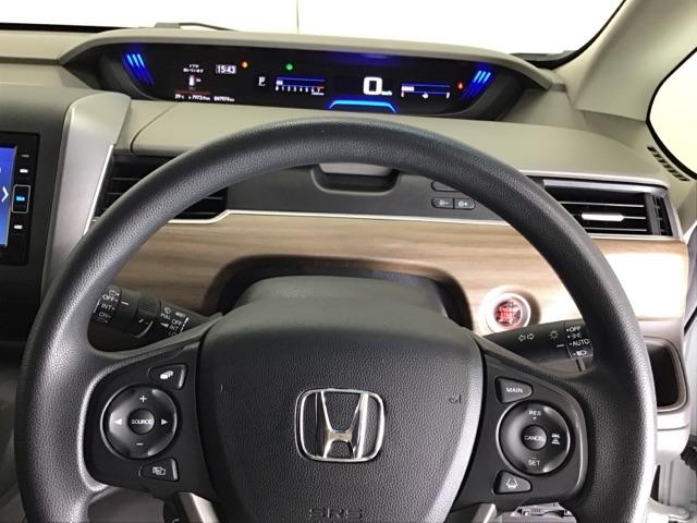フリード Ｇ・ホンダセンシング　ドラレコ　ナビ　Ｒカメラ　ブルートゥース　運転席助手席エアバック　ＷＰＳＤ　スマートキープッシュスタート　アイドルＳＴＯＰ　追突軽減ブレーキ　ドライブレコーダ　イモビライザー　ＥＳＣ　整備点検記録簿（24枚目）