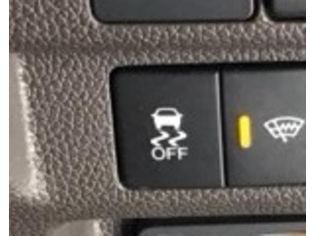 フリード Ｇ・ホンダセンシング　ドラレコ　ナビ　Ｒカメラ　ブルートゥース　運転席助手席エアバック　ＷＰＳＤ　スマートキープッシュスタート　アイドルＳＴＯＰ　追突軽減ブレーキ　ドライブレコーダ　イモビライザー　ＥＳＣ　整備点検記録簿（31枚目）