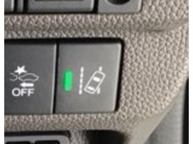 フリード Ｇ・ホンダセンシング　ドラレコ　ナビ　Ｒカメラ　ブルートゥース　運転席助手席エアバック　ＷＰＳＤ　スマートキープッシュスタート　アイドルＳＴＯＰ　追突軽減ブレーキ　ドライブレコーダ　イモビライザー　ＥＳＣ　整備点検記録簿（32枚目）