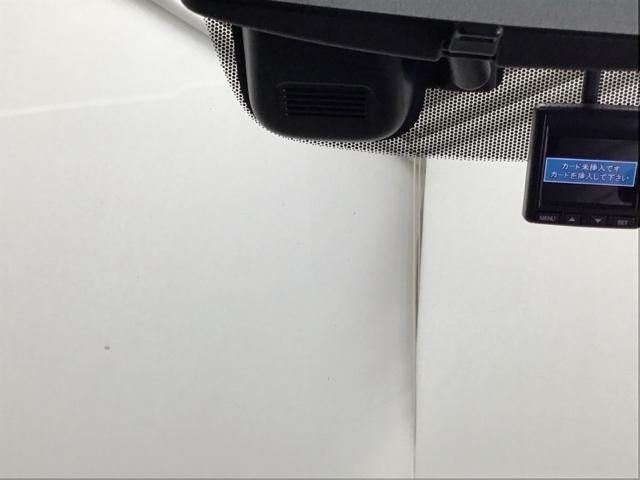 フリード Ｇ・ホンダセンシング　ドラレコ　ナビ　Ｒカメラ　ブルートゥース　運転席助手席エアバック　ＷＰＳＤ　スマートキープッシュスタート　アイドルＳＴＯＰ　追突軽減ブレーキ　ドライブレコーダ　イモビライザー　ＥＳＣ　整備点検記録簿（70枚目）