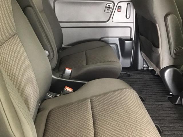フリード Ｇ・ホンダセンシング　ドラレコ　ナビ　Ｒカメラ　ブルートゥース　運転席助手席エアバック　ＷＰＳＤ　スマートキープッシュスタート　アイドルＳＴＯＰ　追突軽減ブレーキ　ドライブレコーダ　イモビライザー　ＥＳＣ　整備点検記録簿（73枚目）