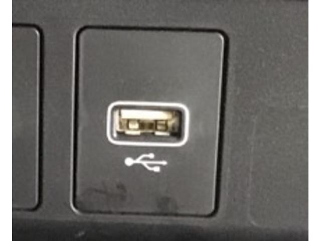 フィット ｅ：ＨＥＶＲＳ　ドラレコ　ナビ　Ｒカメラ　ブルートゥース　カーテンエアバック　ＬＥＤヘッドライ　フルセグテレビ　Ｂカメ　ＥＴＣ装備　Ｄレコ　セキュリティアラーム　スマートキ　ＵＳＢ　クルーズコントロール　エアバック（19枚目）