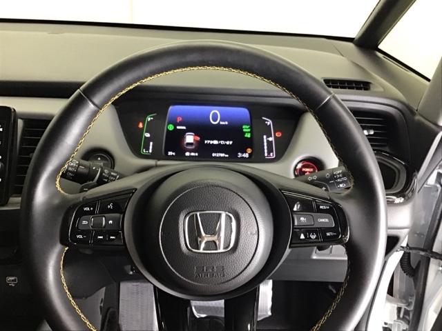 フィット ｅ：ＨＥＶＲＳ　ドラレコ　ナビ　Ｒカメラ　ブルートゥース　カーテンエアバック　ＬＥＤヘッドライ　フルセグテレビ　Ｂカメ　ＥＴＣ装備　Ｄレコ　セキュリティアラーム　スマートキ　ＵＳＢ　クルーズコントロール　エアバック（23枚目）