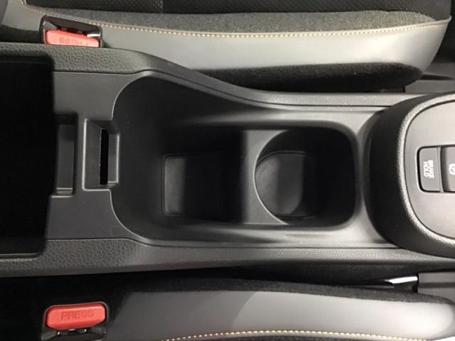 フィット ｅ：ＨＥＶＲＳ　ドラレコ　ナビ　Ｒカメラ　ブルートゥース　カーテンエアバック　ＬＥＤヘッドライ　フルセグテレビ　Ｂカメ　ＥＴＣ装備　Ｄレコ　セキュリティアラーム　スマートキ　ＵＳＢ　クルーズコントロール　エアバック（54枚目）