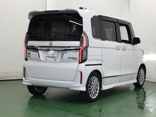 Ｎ－ＢＯＸカスタム Ｌターボ　ナビ　Ｒカメラ　ブルートゥース　フルセグ　衝突被害軽減Ｂ　オートクルーズ　アイドリンクストップ　横滑り防止　リアカメラ　ＵＳＢ接続　シートヒーター付　スマートキー＆プッシュスタート　ＥＴＣ付き　ＡＡＣ（8枚目）