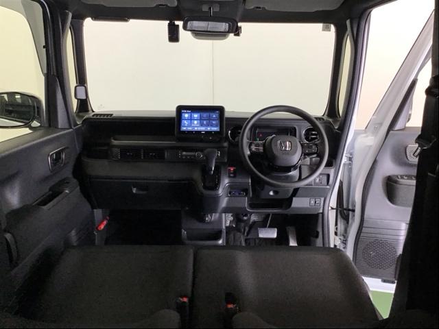 Ｎ－ＢＯＸカスタム ベースグレード　ドラレコ　Ｒカメラ　ＥＴＣ　ブルートゥース　追突被害軽減ブレーキ　ＥＣＯＮ　オートクルーズ　シートヒータ　ＵＳＢ　ＬＥＤライト　セキュリティアラーム　ＡＡＣ　スマートキ－　パワステ　フリーキー　ＥＳＣ（2枚目）