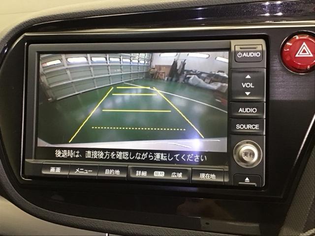 インサイトエクスクルーシブ ＸＬインターナビセレクト　ナビ　Ｒカメラ　ＥＴＣ　ワンセグ　ＤＶＤ　Ｉストップ　横滑り防止機能　フルオートエアコン　Ｂカメラ　オートクルーズコントロール　助手席エアバック　エアバッグ　パワーウィンドウ　キーフリー　ＡＢＳ（12枚目）