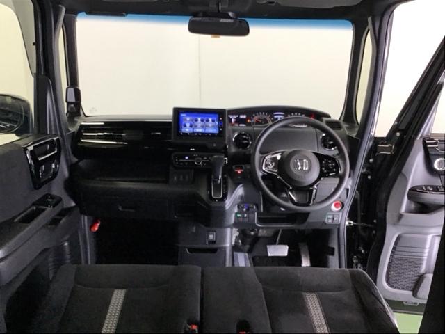 Ｎ－ＢＯＸカスタム Ｌ　ナビ　Ｒカメラ　ブルートゥース　フルセグ　ＥＣＯＮ　リアセンサー　記録簿　バックガイドモニター　運転席シートヒーター　パワーステアリング　Ａライト　オートクルーズ　パワーウインドウ　エアバッグ　ＬＥＤ（2枚目）