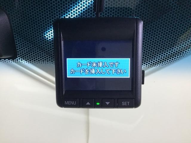 フィット １３Ｇ・Ｆ　ドラレコ　ナビ　Ｒカメラ　ＥＴＣ　ＣＤ　記録簿付き　セキュリティアラーム　キーレスエントリー　ＡＡＣ　スマートキ－　助手席エアバック　運転席エアバッグ　パワステ　パワーウィンドー　ＵＳＢ　横滑防止装置（13枚目）