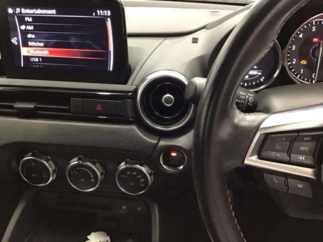 ロードスター ＲＳ　ナビ　Ｒカメラ　ＥＴＣ　ＤＶＤ　ＣＤ　スマートシティブレーキ　コーナーセンサー　ＬＥＤ　アドバンスキー　盗難防止システム　キーレスエントリー　ＤＳＣ　オートエアコン　ＡＢＳ　エアバッグ　記録簿（3枚目）