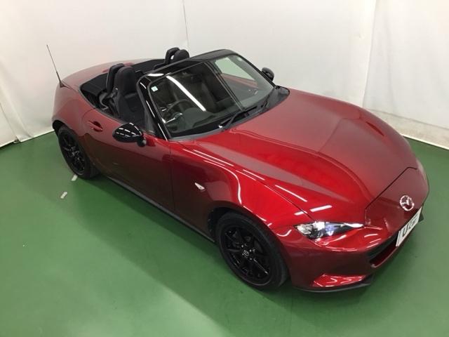 ロードスター ＲＳ　ナビ　Ｒカメラ　ＥＴＣ　ＤＶＤ　ＣＤ　スマートシティブレーキ　コーナーセンサー　ＬＥＤ　アドバンスキー　盗難防止システム　キーレスエントリー　ＤＳＣ　オートエアコン　ＡＢＳ　エアバッグ　記録簿（9枚目）