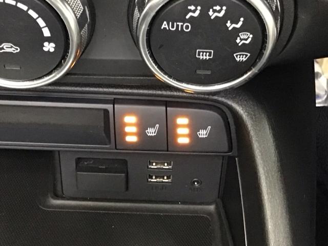 ロードスター ＲＳ　ナビ　Ｒカメラ　ＥＴＣ　ＤＶＤ　ＣＤ　スマートシティブレーキ　コーナーセンサー　ＬＥＤ　アドバンスキー　盗難防止システム　キーレスエントリー　ＤＳＣ　オートエアコン　ＡＢＳ　エアバッグ　記録簿（13枚目）