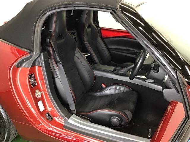 ロードスター ＲＳ　ナビ　Ｒカメラ　ＥＴＣ　ＤＶＤ　ＣＤ　スマートシティブレーキ　コーナーセンサー　ＬＥＤ　アドバンスキー　盗難防止システム　キーレスエントリー　ＤＳＣ　オートエアコン　ＡＢＳ　エアバッグ　記録簿（16枚目）