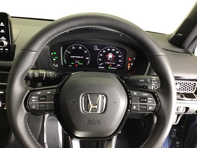 シビック ｅ：ＨＥＶＥＸ　ディスプレイオーディオ　Ｒカメラ　ブルートゥース　衝突被害軽減ブレーキ　Ｂカメラ　シートヒーター　ＥＴＣ　ＬＥＤヘッドライト　サイドカーテンエアバック　オートライト　パーキングセンサー　スマートキー（26枚目）