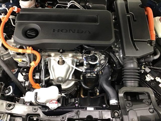 シビック ｅ：ＨＥＶＥＸ　ディスプレイオーディオ　Ｒカメラ　ブルートゥース　衝突被害軽減ブレーキ　Ｂカメラ　シートヒーター　ＥＴＣ　ＬＥＤヘッドライト　サイドカーテンエアバック　オートライト　パーキングセンサー　スマートキー（31枚目）