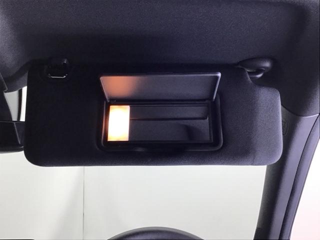 シビック ｅ：ＨＥＶＥＸ　ディスプレイオーディオ　Ｒカメラ　ブルートゥース　衝突被害軽減ブレーキ　Ｂカメラ　シートヒーター　ＥＴＣ　ＬＥＤヘッドライト　サイドカーテンエアバック　オートライト　パーキングセンサー　スマートキー（61枚目）