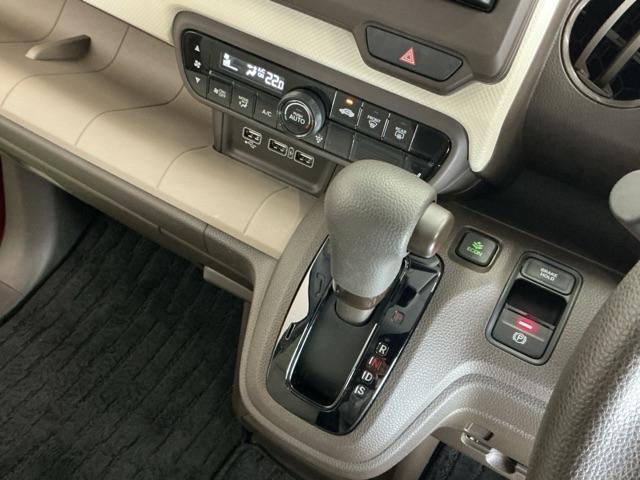Ｎ－ＷＧＮ Ｌホンダセンシング　ナビ　Ｒカメラ　ブルートゥース　ＥＴＣ　Ｂモニタ　誤発進抑制　ＬＥＤランプ　オートライト　横滑り防止機能　ＵＳＢポート　パーキングセンサー　セキュリティアラーム　キーフリー　スマートキー　記録簿（17枚目）
