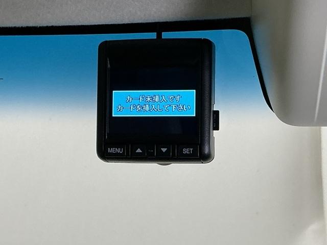 Ｎ－ＢＯＸ Ｇ・Ｌホンダセンシング　ナビ　Ｒカメラ　ブルートゥース　フルセグ　レーダブレーキ　Ａストップ　ＥＳＣ　キーフリーシステム　ＬＥＤライト　オートライト　バックＭ　ＵＳＢ　スマートキー　クルコン　ＥＴＣ　両席エアバック　エアコン（13枚目）
