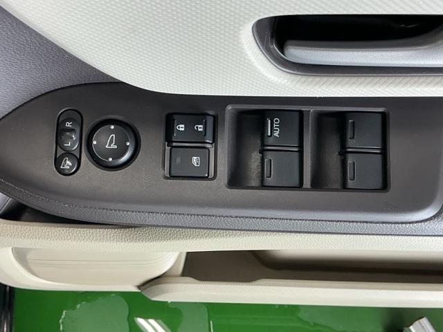 Ｎ－ＢＯＸ Ｇ・Ｌホンダセンシング　ナビ　Ｒカメラ　ブルートゥース　フルセグ　レーダブレーキ　Ｓヒータ　Ａストップ　ＥＳＣ　キーフリーシステム　ＬＥＤライト　オートライト　バックＭ　ＵＳＢ　スマートキー　クルコン　ＥＴＣ　両席エアバック（75枚目）