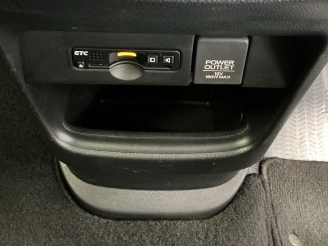 Ｎ－ＯＮＥ Ｇ・ローダウン　ナビ　Ｒカメラ　ブルートゥース　フルセグ　イモビライザー　Ｂカメラ　ＥＣＯＮ　地デジ　パワステ　ＥＴＣ付き　オートエアコン　パワーウィンドウ　ＥＳＣ　ベンチシート　ＡＢＳ　ＤＶＤ再生　Ｗエアバック（58枚目）