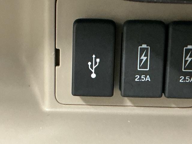 Ｎ－ＢＯＸ Ｇ・スロープＬホンダセンシング　ナビ　Ｒカメラ　ブルートゥース　フルセグ　クルコン　ＬＥＤライト　衝突軽減　記録簿　ＵＳＢ接続　福祉車両　Ｂカメラ　アイドリングストップ　エアコン　エアバッグ　スマートキープッシュスタート　ＤＶＤ（20枚目）