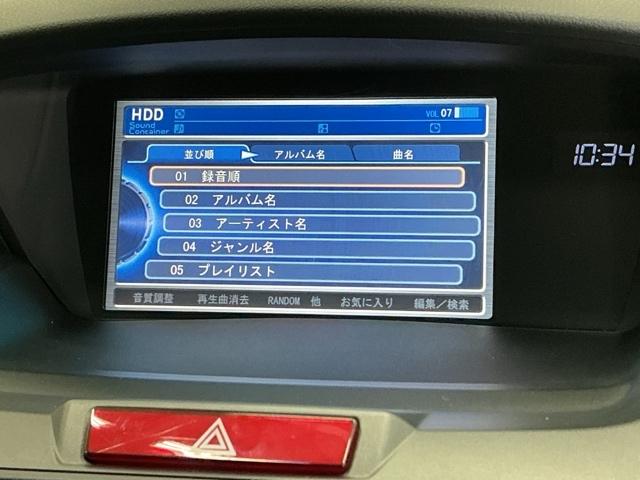 オデッセイ Ｍエアロパッケージ　ナビ　Ｒカメラ　ワンセグ　ＤＶＤ　ＥＴＣ　キーフリー　点検記録簿　横滑り防止装置　パワーウィンドウ　フルオートエアコン　３列シート　エアバック　パワーステアリング　ＡＢＳ　パノラマビュー　盗難防止機能（11枚目）