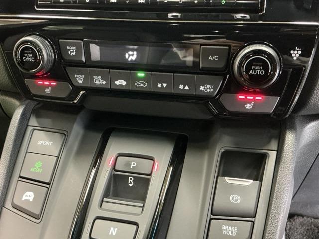 ＣＲ－Ｖハイブリッド ｅ：ＨＥＶＥＸ・ブラックエディション　ドラレコ　ナビ　Ｒカメラ　ブルートゥース　衝突被害軽減ブレーキ　ハンズフリーパワーテールゲート　ドライブレコーダー　キーレス　ＬＥＤヘッドライト　記録簿　ＤＶＤ再生　シートヒータ　エアバッグ　ＥＴＣ（17枚目）
