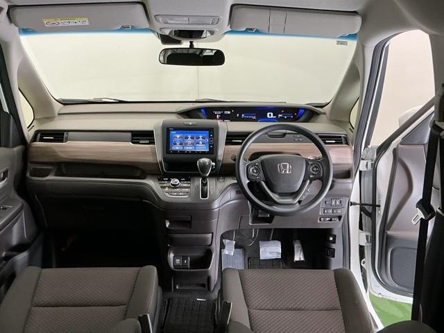 フリード Ｇ・ホンダセンシング　ナビ　Ｒカメラ　ブルートゥース　フルセグ　Ｆセグ　追突被害軽減ブレーキ　ｉストップ　Ｗエアバッグ　パワーウィンドウ　アクティブクルーズコントロール　スマートキ　カラーバックモニター　整備点検記録簿（2枚目）