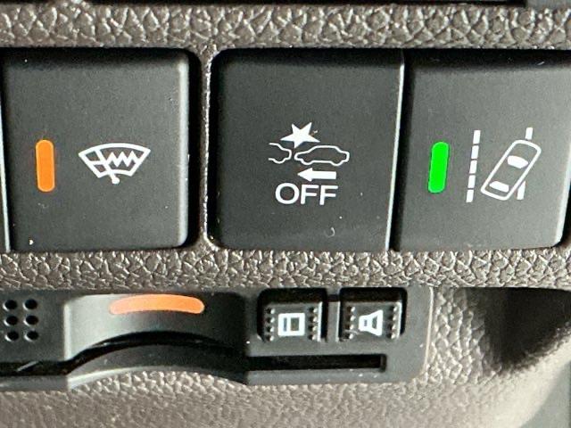 フリード Ｇ・ホンダセンシング　ナビ　Ｒカメラ　ブルートゥース　フルセグ　Ｆセグ　追突被害軽減ブレーキ　ｉストップ　Ｗエアバッグ　パワーウィンドウ　アクティブクルーズコントロール　スマートキ　カラーバックモニター　整備点検記録簿（57枚目）