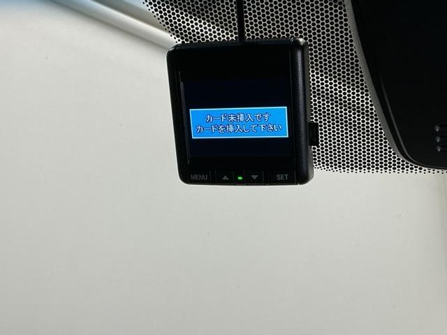 ステップワゴンスパーダ スパーダホンダセンシング　ドラレコ　ナビ　Ｒカメラ　ブルートゥース　盗難防止　助手席エアバッグ　Ｗパワスラ　記録簿有　地デジ　ＬＥＤライト　横滑り防止システム　オートエアコン　リアカメラ　ドライブレコーダー装着車　ＵＳＢ（13枚目）