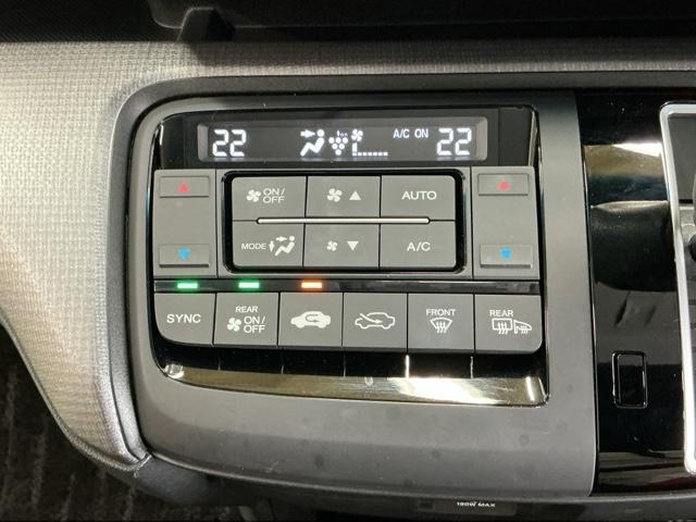 ステップワゴンスパーダ スパーダホンダセンシング　ドラレコ　ナビ　Ｒカメラ　ブルートゥース　盗難防止　助手席エアバッグ　Ｗパワスラ　記録簿有　地デジ　ＬＥＤライト　横滑り防止システム　オートエアコン　リアカメラ　ドライブレコーダー装着車　ＵＳＢ（15枚目）