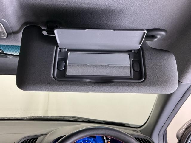 ＣＲ－Ｚ αマスターレーベル　ナビ　Ｒカメラ　ブルートゥース　フルセグ　記録簿　Ｂカメラ　スマキー　ＥＴＣ　オートクルーズ　ＤＶＤ再生　アイストップ　キーフリーシステム　Ｗエアバッグ　ＡＢＳ　オートエアコン　パワーウインドウ（52枚目）