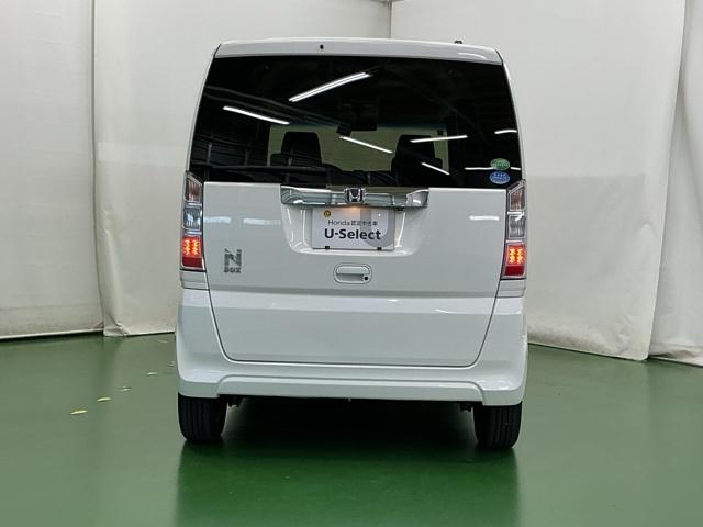 Ｎ－ＢＯＸ ＧＳＳパッケージ　ナビ　Ｒカメラ　ＣＤ　ＤＶＤ　フルセグ　Ｗ電動ドア　Ｉストップ　ダブルエアバック　点検記録簿　イモビ　地デジ　前席シートヒーター　スマートキー＆プッシュスタート　ベンチシ－ト　ＥＴＣ付き　横滑防止（9枚目）