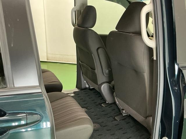 フリードハイブリッド ハイブリッド・Ｇホンダセンシング　ナビ　Ｒカメラ　ブルートゥース　フルセグ　軽減ブレーキ　キーフリーシステム　記録簿　ＤＶＤ再生可能　ＥＣＯＮ　後カメラ　Ａクルーズ　ＬＥＤヘッドランプ　横滑防止　パワーウインドウ　３列シート　ＥＴＣ付（52枚目）