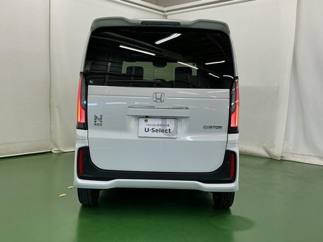 Ｎ－ＢＯＸカスタム ベースグレード　ＬＥＤヘッドライト　運転席・助手席シートヒーター　ＣＭＢＳ　ベンチシート　オートエアコン　スマートキ　盗難防止装置　クルコン　パワーステアリング　エアバッグ　ＥＳＣ　パワーウインドウ　オートライト（9枚目）