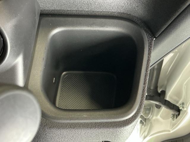 Ｎ－ＢＯＸカスタム ベースグレード　ＬＥＤヘッドライト　運転席・助手席シートヒーター　ＣＭＢＳ　ベンチシート　オートエアコン　スマートキ　盗難防止装置　クルコン　パワーステアリング　エアバッグ　ＥＳＣ　パワーウインドウ　オートライト（15枚目）