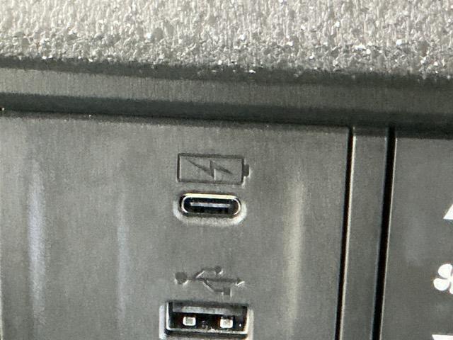 Ｎ－ＢＯＸカスタム ベースグレード　ＬＥＤヘッドライト　運転席・助手席シートヒーター　ＣＭＢＳ　ベンチシート　オートエアコン　スマートキ　盗難防止装置　クルコン　パワーステアリング　エアバッグ　ＥＳＣ　パワーウインドウ　オートライト（17枚目）