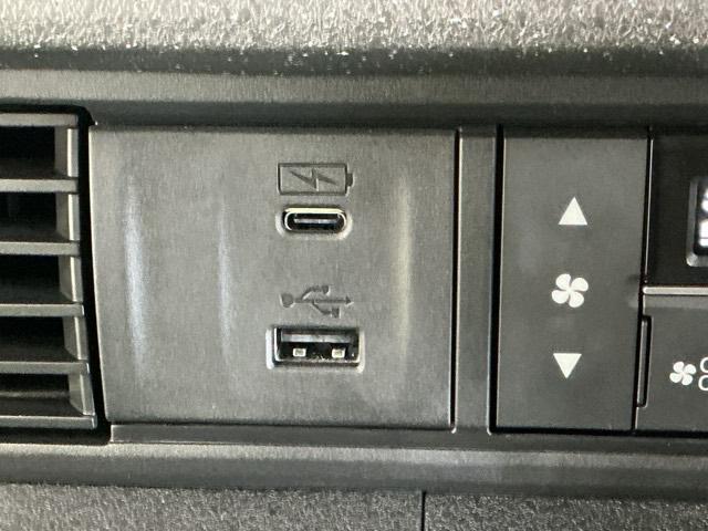 Ｎ－ＢＯＸカスタム ベースグレード　ＬＥＤヘッドライト　運転席・助手席シートヒーター　ＣＭＢＳ　ベンチシート　オートエアコン　スマートキ　盗難防止装置　クルコン　パワーステアリング　エアバッグ　ＥＳＣ　パワーウインドウ　オートライト（61枚目）