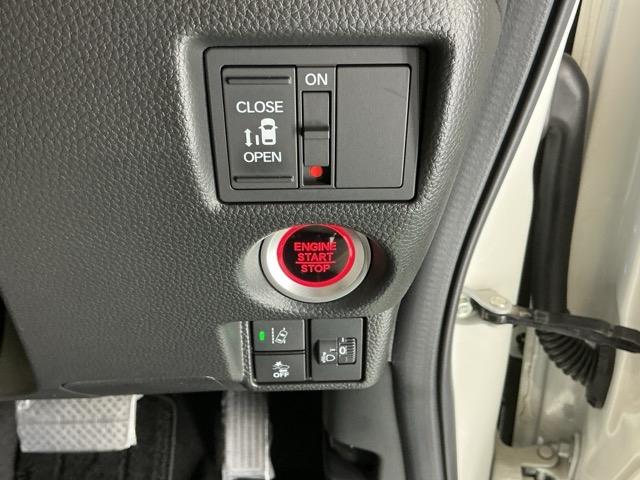 Ｎ－ＢＯＸカスタム Ｌ　ナビ　Ｒカメラ　ブルートゥース　フルセグ　Ｐソナー　サイドエアバッグ　Ａストップ　シートヒータ　ベンチシート　点検記録簿　キーフリーシステム　ＬＥＤライト　リアカメ　クルーズコントロール　ＡＣ　ＥＴＣ（30枚目）