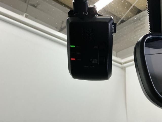 ＺＲ－Ｖ Ｘ　ドラレコ　ナビ　Ｒカメラ　ブルートゥース　クリアランスソナー　地デジ　Ｂカメ　オートクルーズコントロール　ＥＳＣ　サイドカーテンエアバック　エアコン　整備記録簿　盗難防止装置　アイドリングストップ（13枚目）
