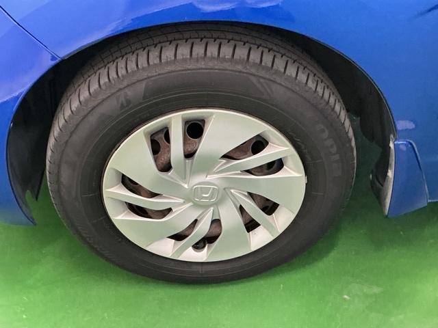 フィット １３Ｇ・Ｌパッケージ　ナビ　Ｒカメラ　ブルートゥース　フルセグ　盗難警報装置　Ｂカメ　Ｓキー　フルオートエアコン　整備記録簿　リモコンキー　横滑り防止機能　エアバック　アイスト　ＥＴＣ付き　パワーウィンド　Ｗエアバッグ（26枚目）