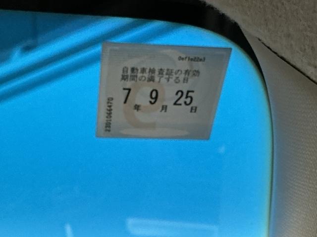 フィット １３Ｇ・Ｌパッケージ　ナビ　Ｒカメラ　ブルートゥース　フルセグ　盗難警報装置　Ｂカメ　Ｓキー　フルオートエアコン　整備記録簿　リモコンキー　横滑り防止機能　エアバック　アイスト　ＥＴＣ付き　パワーウィンド　Ｗエアバッグ（28枚目）