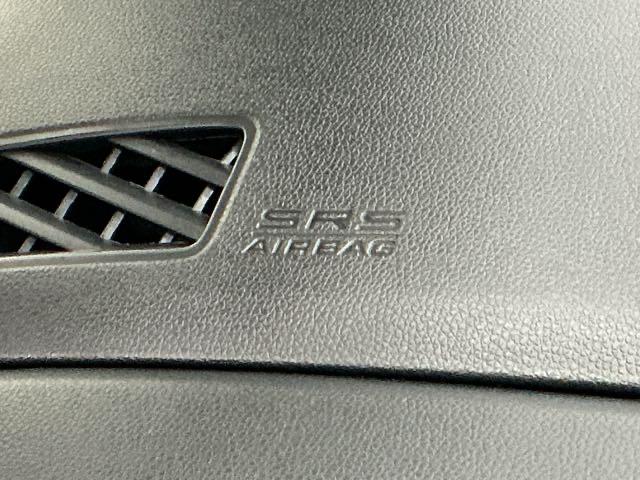 フィット １３Ｇ・Ｌパッケージ　ナビ　Ｒカメラ　ブルートゥース　フルセグ　盗難警報装置　Ｂカメ　Ｓキー　フルオートエアコン　整備記録簿　リモコンキー　横滑り防止機能　エアバック　アイスト　ＥＴＣ付き　パワーウィンド　Ｗエアバッグ（47枚目）