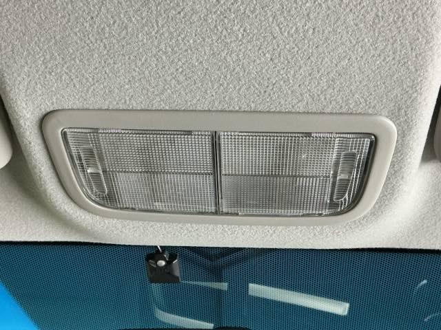 フィット １３Ｇ・Ｌパッケージ　ナビ　Ｒカメラ　ブルートゥース　フルセグ　盗難警報装置　Ｂカメ　Ｓキー　フルオートエアコン　整備記録簿　リモコンキー　横滑り防止機能　エアバック　アイスト　ＥＴＣ付き　パワーウィンド　Ｗエアバッグ（59枚目）