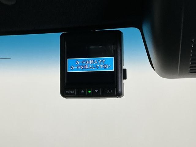 Ｎ－ＢＯＸカスタム Ｌ　ナビ　Ｒカメラ　ブルートゥース　フルセグ　Ｐソナー　サイドエアバッグ　Ａストップ　シートヒータ　ベンチシート　点検記録簿　キーフリーシステム　ＬＥＤライト　リアカメ　クルーズコントロール　ＡＣ　ＥＴＣ（13枚目）