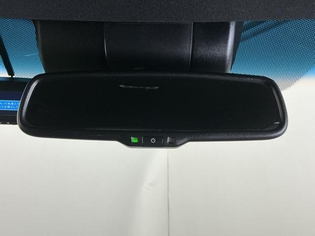 ヴェゼル ハイブリッドＲＳ・ホンダセンシング　ドラレコ　ナビ　Ｒカメラ　ブルートゥース　ＥＴＣ付　定期点検記録簿　サイドＳＲＳ　フルオートエアコン　ＵＳＢ接続　両席エアバック　スマキー　オートクルーズコントロール　衝突軽減ブレーキシステム　イモビ（24枚目）