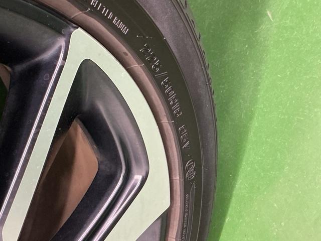 ヴェゼル ハイブリッドＲＳ・ホンダセンシング　ドラレコ　ナビ　Ｒカメラ　ブルートゥース　ＥＴＣ付　定期点検記録簿　サイドＳＲＳ　フルオートエアコン　ＵＳＢ接続　両席エアバック　スマキー　オートクルーズコントロール　衝突軽減ブレーキシステム　イモビ（44枚目）