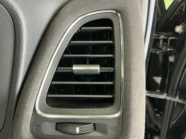 ヴェゼル ハイブリッドＲＳ・ホンダセンシング　ドラレコ　ナビ　Ｒカメラ　ブルートゥース　ＥＴＣ付　定期点検記録簿　サイドＳＲＳ　フルオートエアコン　ＵＳＢ接続　両席エアバック　スマキー　オートクルーズコントロール　衝突軽減ブレーキシステム　イモビ（55枚目）