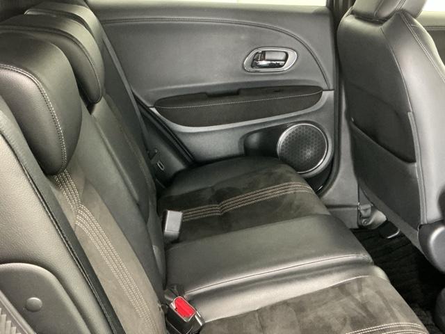 ヴェゼル ハイブリッドＲＳ・ホンダセンシング　ドラレコ　ナビ　Ｒカメラ　ブルートゥース　ＥＴＣ付　定期点検記録簿　サイドＳＲＳ　フルオートエアコン　ＵＳＢ接続　両席エアバック　スマキー　オートクルーズコントロール　衝突軽減ブレーキシステム　イモビ（69枚目）